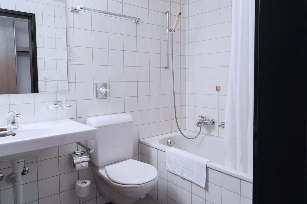 Hotel Aurora Ardez Pokój zdjęcie
