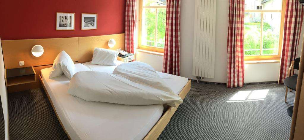 Hotel Aurora Ardez Pokój zdjęcie